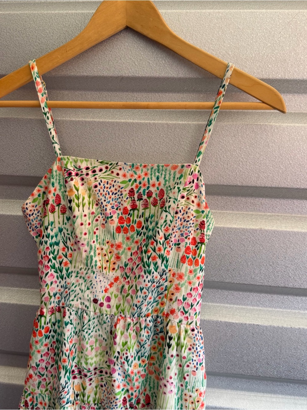 Hutch Sicily tiered midi dress - Picture 4 of 8